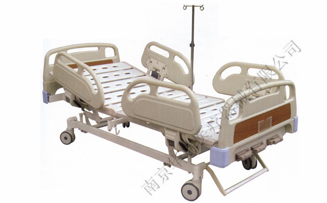 PE喷塑混合型三摇病床D191